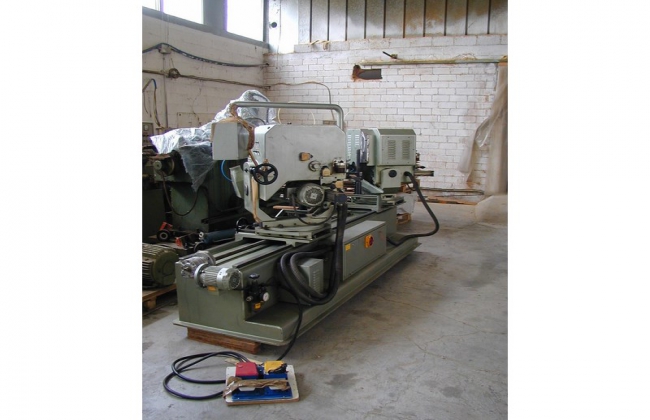 Taglia e fora GREDA - cod. 12 Machine di taglio e foratura GREDA - cod. 12